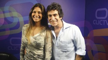 A apresentadora Fabiana Mello recebe o psicólogo Alexandre Bez no programa da ClicTV, em São Paulo. - -