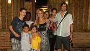 Adriana Esteves e Vladmir Brichta comemoram aniversário do filho, Vicente - Delson Silva / AgNews