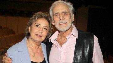 Eva Wilma e Francisco Cuoco prestigiam o espetáculo 'Querida Mamãe' - Daniel Delmiro / AgNews