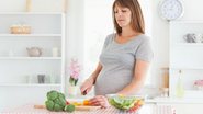 Durante a gravidez, a mulher precisa comer de forma saudável e balanceada - Shutterstock