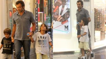 Domingos Montagner passeia com os filhos por shopping carioca - Daniel Delmiro / AgNews