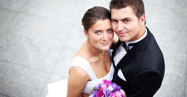 Faça a cerimônia de acordo com o seu estilo e a de seu futuro marido! Veja algumas dicas - Shutterstock