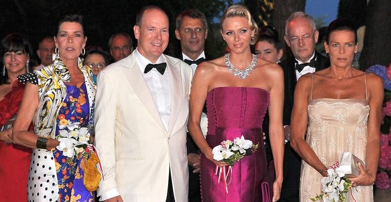 Princesa Caroline, príncipe Albert II, princesa Charlene e princesa Stephanie - Getty Images