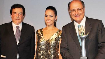 Fábio de Salles Meirelles e Geraldo Alckmin aceitam homenagem no 3 Prêmio Produz Brasil, de Claudia Marques, em São Paulo. - -