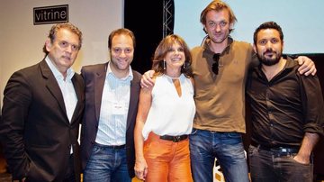 Angelo Derenze, Daniel Al Makul e Jóia Bergamo vão à palestra do designer belga Xavier Lust, prestigiado por Pedro Paulo Franco, em SP. - -