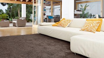 Saiba quais tecidos, cores e tipos de tapetes deixam o ambiente mais confortável - Shutterstock