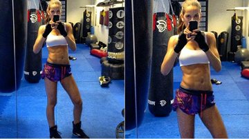 Izabel Goulart exibe barriga definida em treino de kickboxing - Reprodução/Twitter