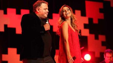 Aline Muniz canta com Leo Jaime em SP - Divulgação