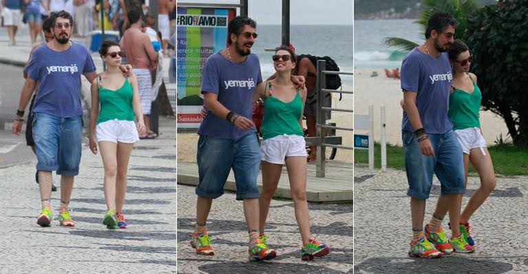 Bruna Linzmeyer e Michel Melamed caminham pela orla da Barra - Dilson Silva/AgNews