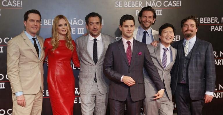 Elenco do filme 'Se Beber, Não Case 3' realiza pré-estreia no Rio de Janeiro - AgNews