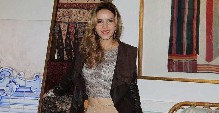 A atriz Leona Cavalli aproveitou o feriado para visitar a Casa Cor - Thiago Duran/AgNews