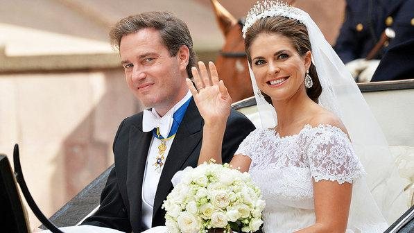 Christopher O'Neill e a princesa Madeleine da Suécia, após o casamento em Estocolmo - orsten Laursen/Getty Images