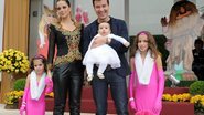 Rodrigo Faro e Vera Viel com as filhas, Maria, Helena e Clara - Francisco Cepeda/AgNews