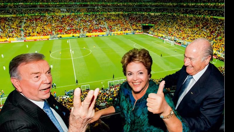 Dilma abre Copa das Confederações ao lado de Marin e Blatter - Reuters e Roberto Stuckert Filho/PR