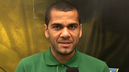 Daniel Alves, lateral da seleção brasileira - TV CARAS