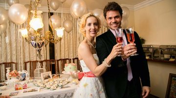 Em Sp, a atriz Kiara Sasso e o ator e ceramista dental Ricardo Nunes ficam noivos após três anos de namoro. - Caio Guimarães