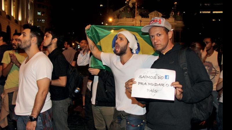 Artistas saem às ruas do Rio em protesto. - Agnews, Foto Rio News e Honopix