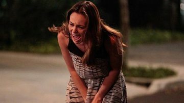 Paloma se desespera ao devolver Paulinha para Bruno - Amor à Vida/TV Globo
