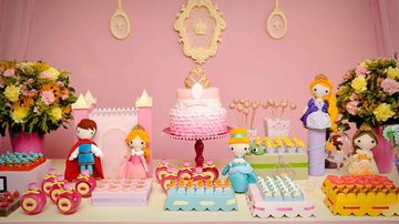 Aniversários com tema de princesa estão em alta. Confira os detalhes da decoração - Divulgação/Caraminholando Atelier de Festas