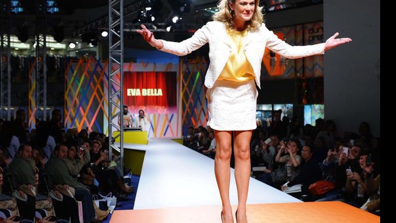Thaís Pacholek exibiu as tendências da moda Primavera-Verão em evento fashion no Brás, em SP. - Francisco Cepeda e Léo Franco / AgNews