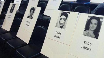 Climão? MTV coloca Lady Gaga para sentar ao lado de Katy Perry no VMA - Reprodução