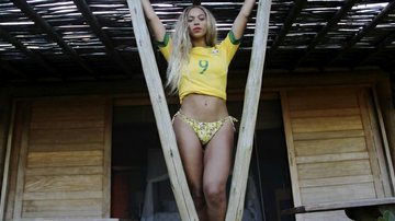 Beyoncé mostra corpão sarado vestindo a camisa do Brasil - Tumblr/Divulgação