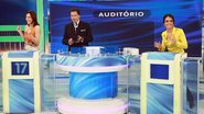 Silvio Santos com Virgínia Nowichi e Lisandra Parede - Roberto Nemanis / SBT