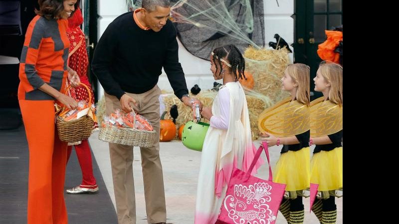 Obama e Michelle em Halloween na Casa Branca - Jonathan Ernst/Reuters