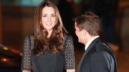Kate Middleton vai bem vestida a jantar beneficente - Lefteris Pitarakis/ Reuters
