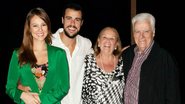 Paolla Oliveira e Joaquim Lopes com a família - Fabrizia Granatieri