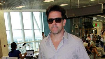 Murilo Benício muda o visual e aparece sem barba em aeroporto do Rio de Janeiro - Marcello Sá Barreto/AgNews