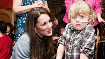 Kate Middleton visita e brinca com crianças doentes atendidas por centro pediátrico - Bradley Page/WPA Pool/Reuters