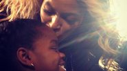 Beyoncé beija filha de Madonna em show - Reprodução/Instagram