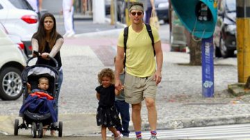 Matthew McConaughey passeia com a família em Minas Gerais - Gabriel Reis e Dilson Silva / Ag. News