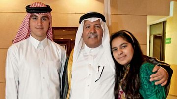 Embaixador, Mohammed Al-Hayki, homenageia o Catar - Lincoln Iff