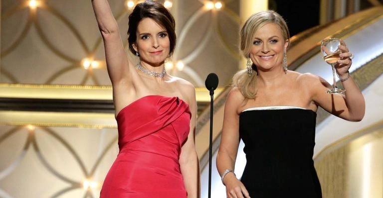 Globo de Ouro: Tina Fey e Amy Poehler arrancam risadas dos astros do cinema - Paul Drinkwanter/NBCUniversal/Handout/Reuters