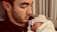 Kevin Jonas se mostra apaixonado pela filha - Reprodução