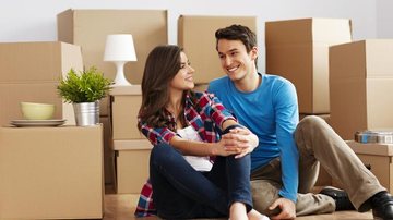 Quem casa quer casa e quer uma casa bonita. As lojas têm investido em serviço personalizado para o casal que ainda não sabe como escolher os itens do novo lar. - Shutterstock