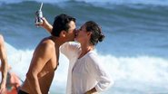 Glenda Kozlowski curte dia de praia com o amado - JC Pereira/AgNews