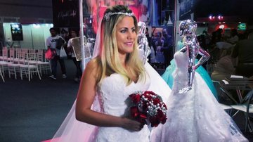 Marina Mantega se veste de noiva em feira - Paulo Vieira/ Capítulo Hum