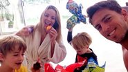 Danielle Winits organiza caça aos ovos com os filhos e o namorado - Reprodução/ Instagram