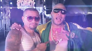 Naldo lança clipe com o rapper Flo Rida - Reprodução