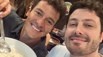 Rodrigo Faro almoça com Danilo Gentili no bandejão do SBT - Facebook/Reprodução
