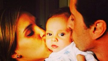 Karyn Bravo parabeniza o filho de três meses - Instagram/Reprodução