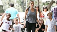 Zahara, Shiloh, Vivienne, Angelina Jolie e Knox. Veja os filhos de Angelina Jolie e Brad Pitt que atuaram no cinema - AKM-GSI/Splash News