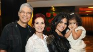 Aline Barros e família - Bill Paparazzi e Fabiano Silva