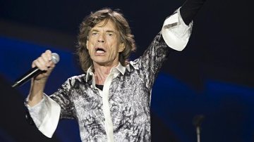 Dois meses após morte de namorada, Mick Jagger volta aos palcos - Reuters