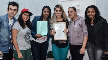Fãs 'compram' estrela no céu para a ex-BBB Vanessa Mesquita - Caio Duran/Agnews
