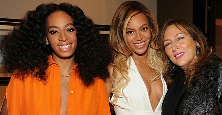 Beyoncé e Solange aparecem sorridentes durante evento em Nova York - Instagram/Reprodução