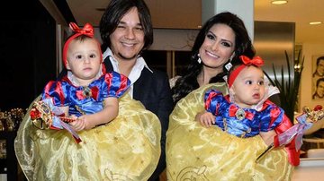 Aniversário das gêmeas Maya e Kiara, filhas de Natália Guimarães e Leandro - Caio Duran / AgNews